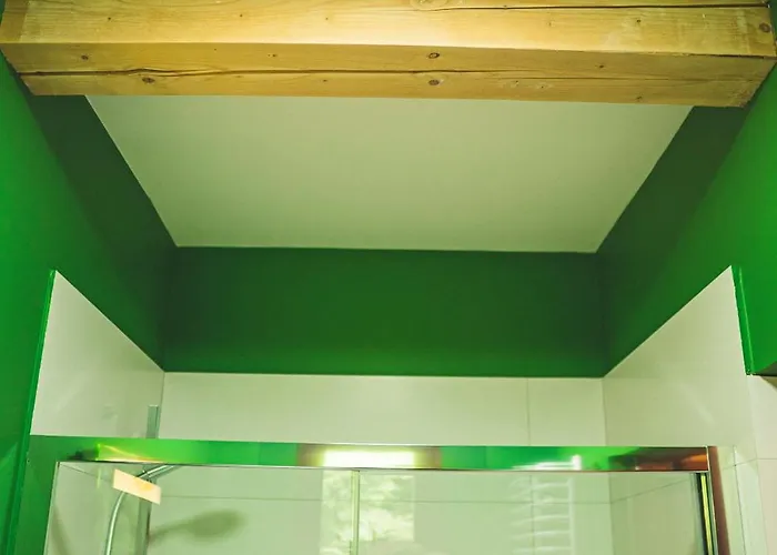 Jalowcowka Centrum Aktywnosci Psychoruchowej בית הארחה